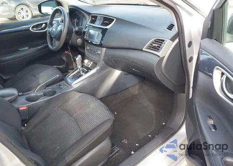 2017 Nissan Sentra Sr z USA, uszkodzony, nr VIN 3N1AB7AP8HY302403